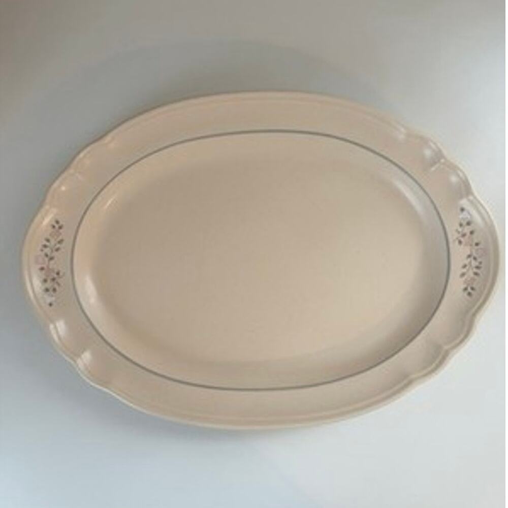 Pfaltzgraff Remembrance 14" Oval Serving Platter Vintage USA Floral Stoneware